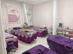 C10518中亚南路聚鑫小区67平美容院转让