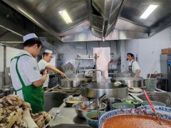 C10519尚品汇美食街150平餐厅转让