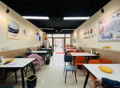 C10529昌吉市江南小镇东苑临街餐饮店面转让