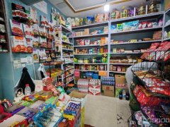 C10530英阿瓦提路18平商店转让