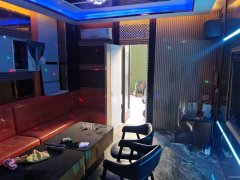 C10536位于昌吉市婚恋广场临街一楼优质商铺出租