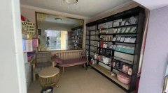 C10540位于昌吉亚中小区养生馆转让