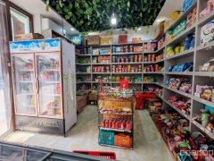 C10555呼图壁曙光步行街30平商店转让