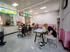 C10575八钢中心位置63平餐厅转让