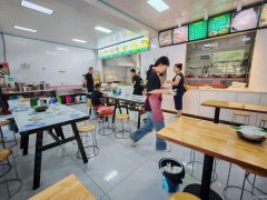 C10575八钢中心位置63平餐厅转让