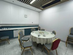 C10587乌鲁木齐北京北路（和兴北城大观店）经营中餐厅转让