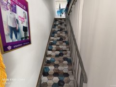 C10597位于昌吉市宁边东路海棠公馆五期临街美容店转让