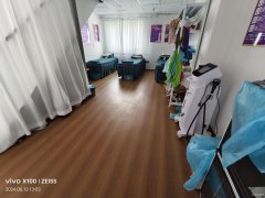 C10597位于昌吉市宁边东路海棠公馆五期临街美容店转让