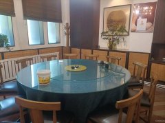 C10602位于七道湾南路临街餐饮旺铺转让