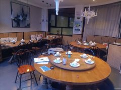 C10602位于七道湾南路临街餐饮旺铺转让