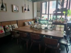 C10602位于七道湾南路临街餐饮旺铺转让