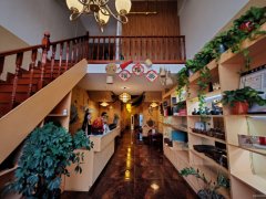 C10605丝路环球港2期150平茶室转让