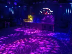 C10611位于昌吉市滨河路花间集附近临街酒吧转让