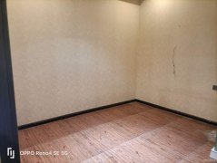 C10612位于昌吉市塔城东路美达花苑临街商铺出租