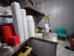 C10615奇台路食号院40平外卖店转让