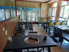 （成功案例）C10633位于五家渠市贝鸟语城临街餐饮旺铺转让