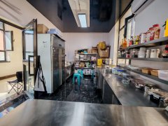 C10634中央郡30平外卖轻食店转让