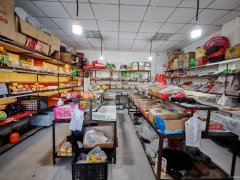 C10642八钢佳福花苑小区40平水果店转让