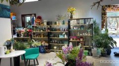 C10643位于昌吉乌伊路与北京路交汇处经营中鲜花店转让