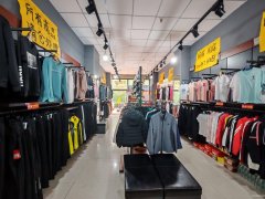 C10652迎宾路缤购生活广场150平旺铺出租