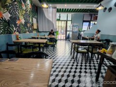 C10654金茂绿谷春天90平餐厅转让