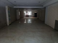 C10657位于阜康市康城雅居附近临街门面出租