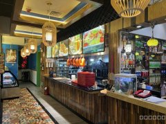 C10659位于米东区碱沟西路518号特变阳光绿景临街商铺出