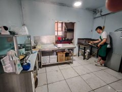 C10663米东区石化五小队90平餐厅转让