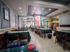 C10689米东区华隆美特边上半地下室旺铺出租