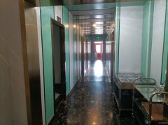 C10700位于奇台县商业街东段钟楼附近商铺出租