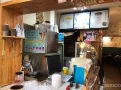 C10710店面空转 位于呼图壁县曙光商场红绿灯园户村北路