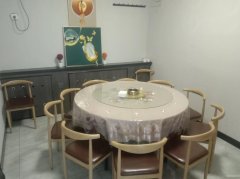 C10717米东区人民公园100平餐厅转让