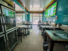 C10731阜康市购物城临街42平餐厅转让