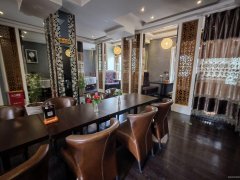 C10737阜康天池北街新华书店北侧200平餐厅转让