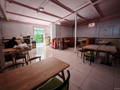 C10744米泉南路与碱沟中路交叉口100平餐厅转让