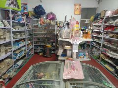 C10746位于昌吉市青年南路市七小旁第二家文体店转让