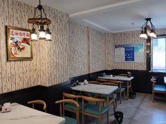 C10749位于昌吉宁边路海棠公馆五期附近餐饮店转让