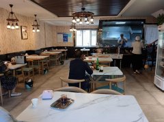 C10749位于昌吉宁边路海棠公馆五期附近餐饮店转让