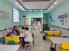 C10759位于五家渠富强路步行街营业中品牌加盟米粉店转让