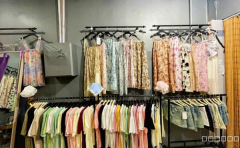 C10774奇台县民主路创业街临街旺铺转让