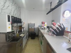 C10795昌吉建国路友好商圈饮品店转让