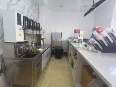 C10795昌吉建国路友好商圈饮品店转让