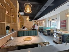 C10802中南上悦城二楼全新装修309平火锅店转让