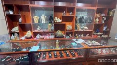 C10809位于昌吉北公园东路附近旺铺转让