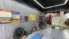 C10812昌吉呼图壁阳光宜家大门西侧汽车装修店转让