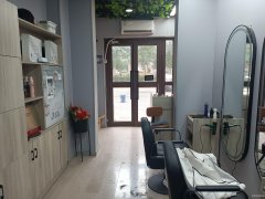 （成功案例）C10819位于昌吉市滨河北路郁金香小镇临街美发