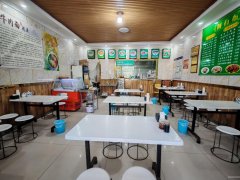 C10827水泥厂家属院临街一楼60平餐厅转让