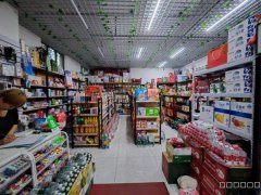 C10837龙盛街公园尚景80平超市转让