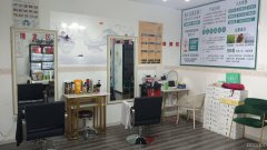 C10855昌吉市宁边东路艺园小区大门口营业中头疗店转让