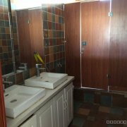 C10864商铺出租 位于昌吉市中山路金城维也纳东门临街